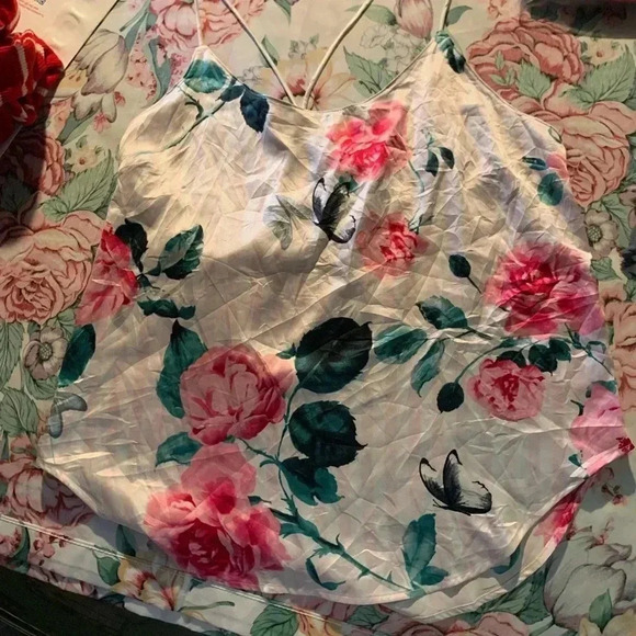 Victoria Secret Sleepwear Top Size Medium - Picture 1 of 9